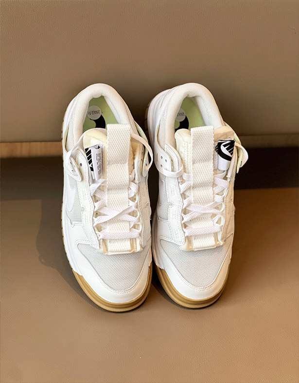 Nike Air Dunk Low Jumbo Remastered “White Gum” DV0821-001