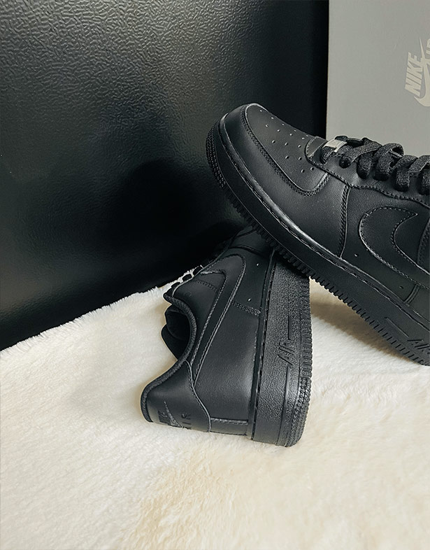 Nike Air Force 1 Low 07 “Triple Black” CW2288-001