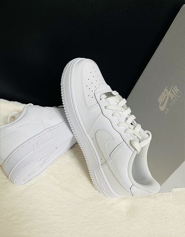 Nike Air Force 1 Low Gs “Triple White” DH2920-111