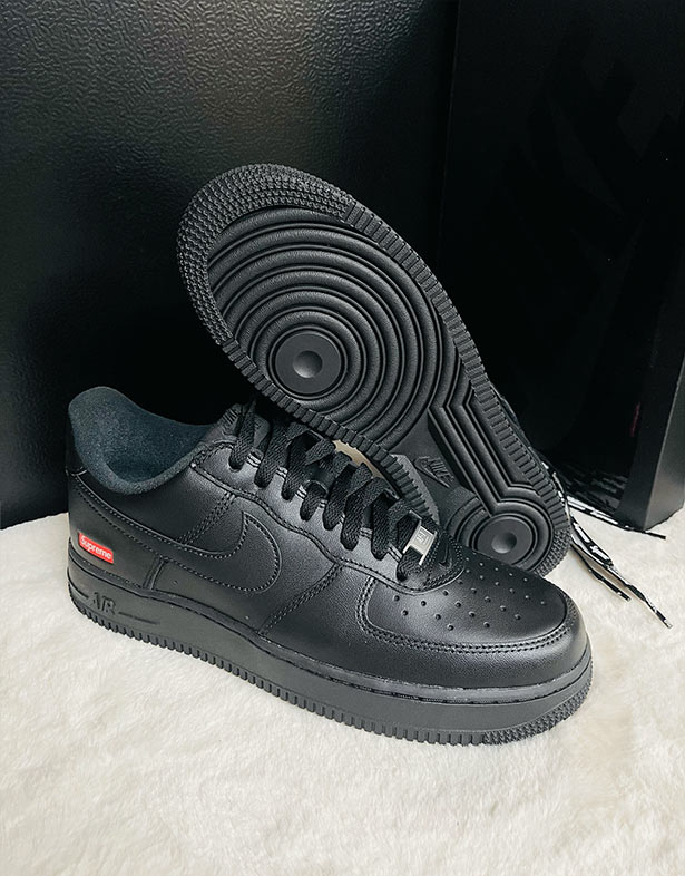 Supreme x Nike Air Force 1 Low “Black” CU9225-001