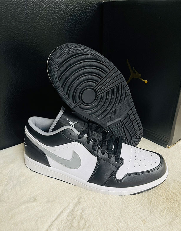 Nike Air Jordan 1 Low Black “Medium Grey” 553558-040