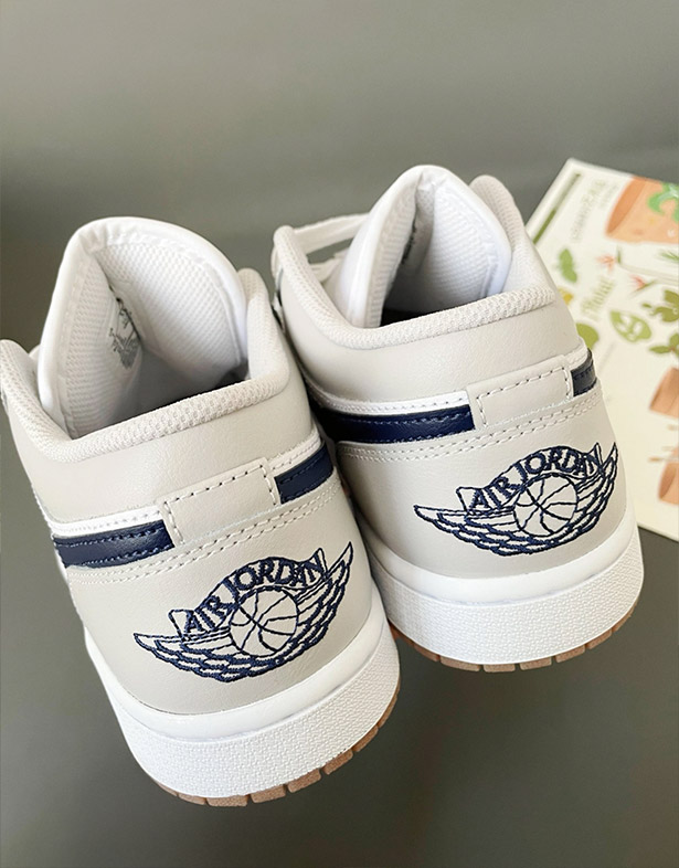 Nike Air Jordan 1 Low “Georgetown” 553558-146