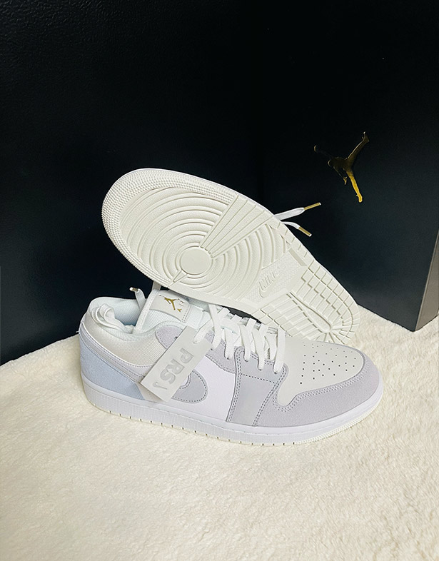 Nike Air Jordan 1 Low “Paris” CV3043-100