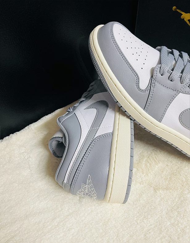 Nike Air Jordan 1 Low “Vintage Grey” 553558-053