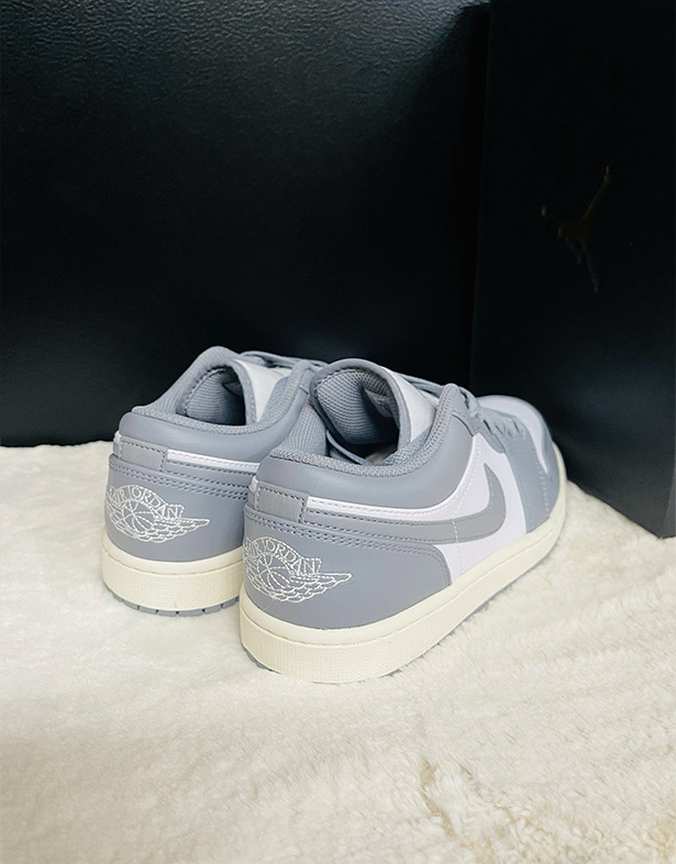 Nike Air Jordan 1 Low “Vintage Grey” 553558-053