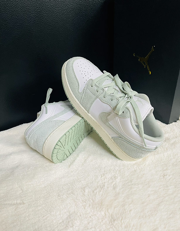 Nike Air Jordan 1 Low SE GS “Seafoam” FN9137-131