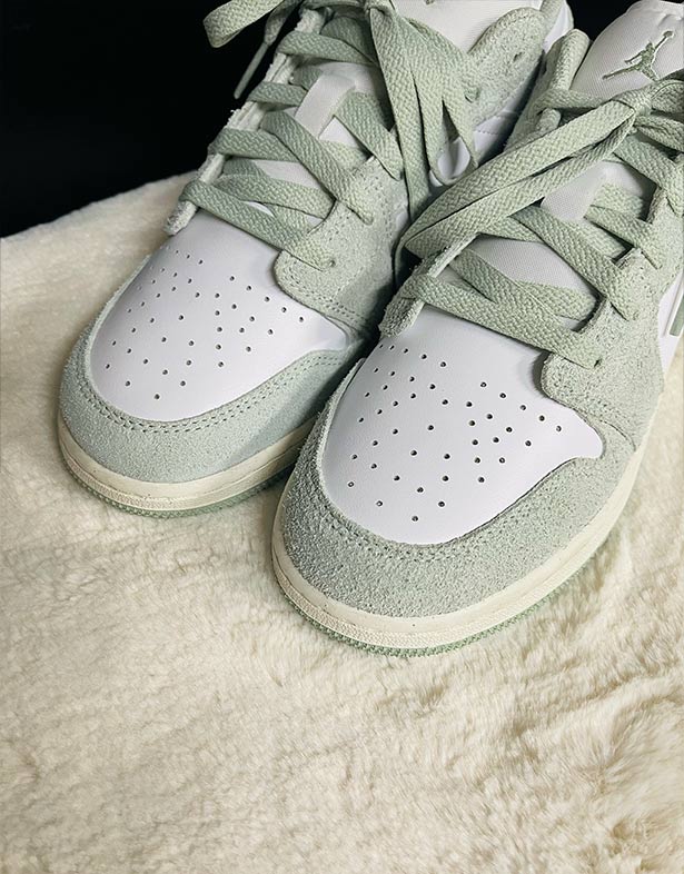 Nike Air Jordan 1 Low SE GS “Seafoam” FN9137-131