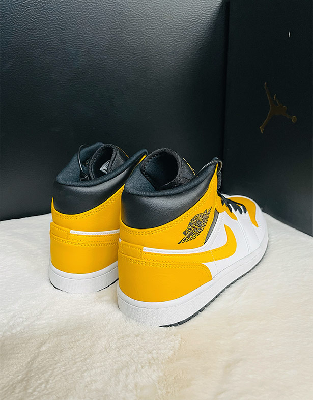 Nike Air Jordan 1 Mid “University Gold” 554724-170