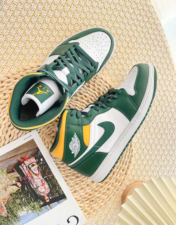 Nike Air Jordan 1 Mid Gs “Sonics” 554725-371