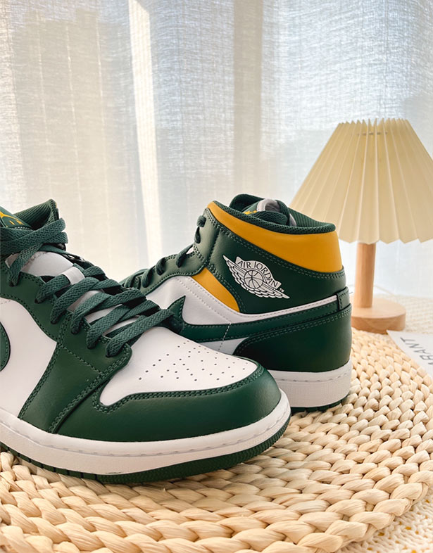 Nike Air Jordan 1 Mid Gs “Sonics” 554725-371