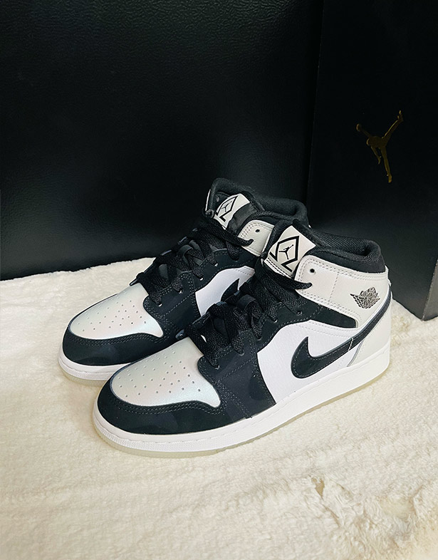 Nike Air Jordan 1 Mid SE Gs “Diamond” DN4321-100