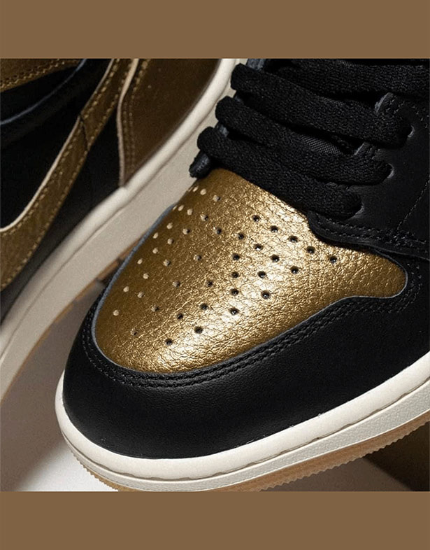 Air Jordan 1 High OG “Black/Metallic Gold” đang mong chờ