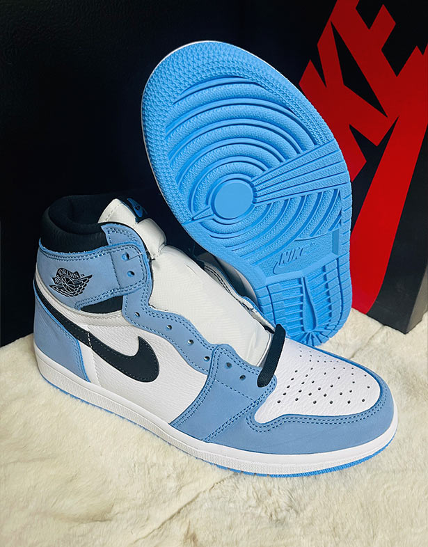 Nike Air Jordan 1 Retro High OG “University Blue 2021” 555088-134