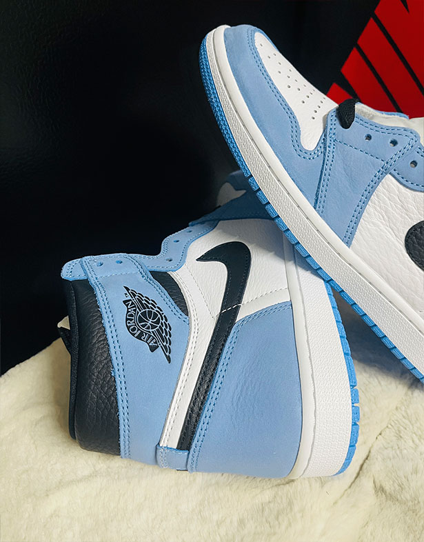 Nike Air Jordan 1 Retro High OG “University Blue 2021” 555088-134