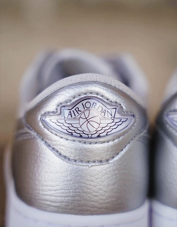 Nike Air Jordan 1 Retro Low OG “Metallic Silver” CZ0790-002