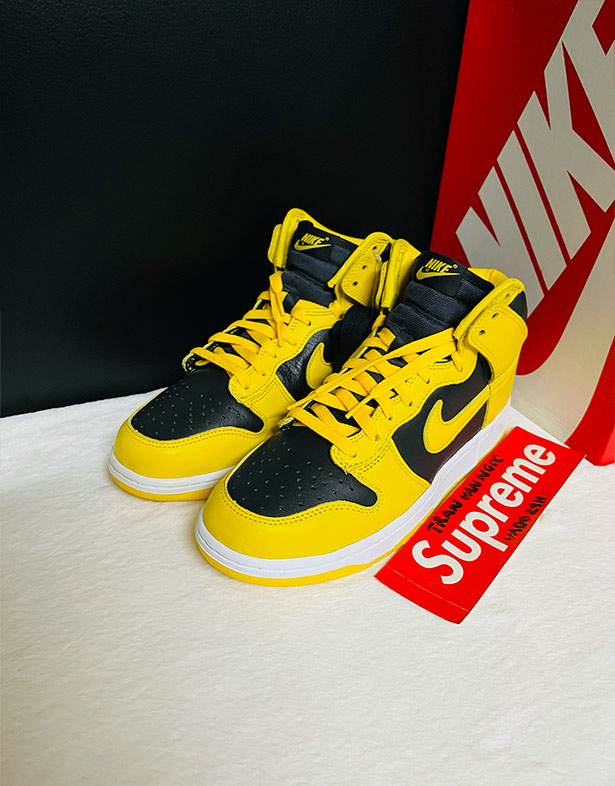 Nike Dunk High SP “Varsity Maize” CZ8149-002