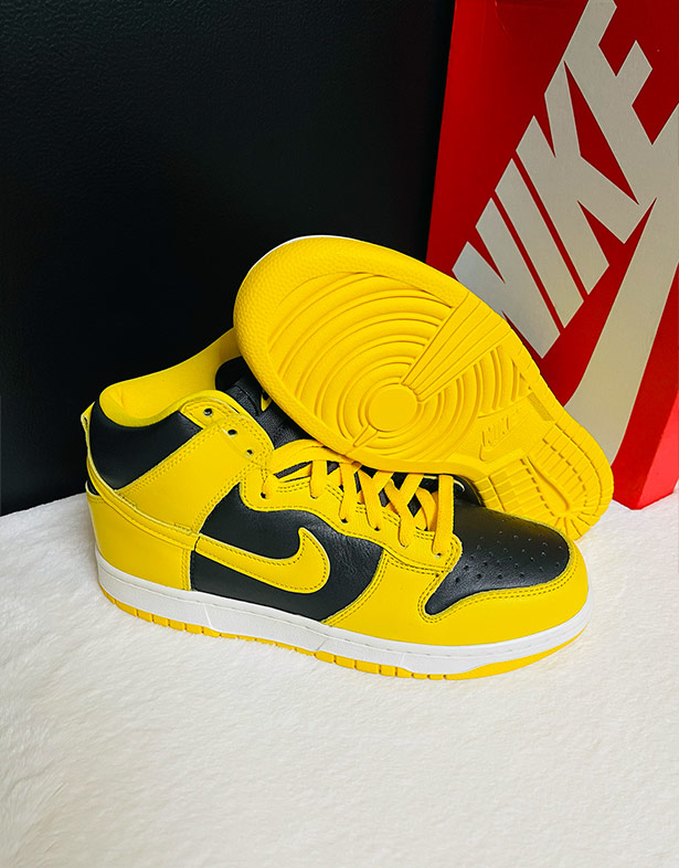 Nike Dunk High SP “Varsity Maize” CZ8149-002
