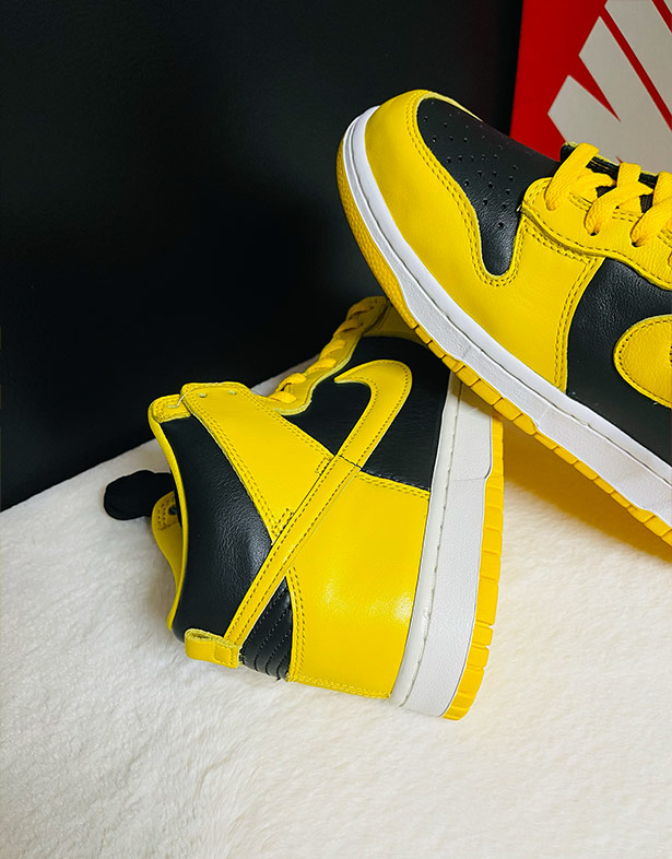 Nike Dunk High SP “Varsity Maize” CZ8149-002