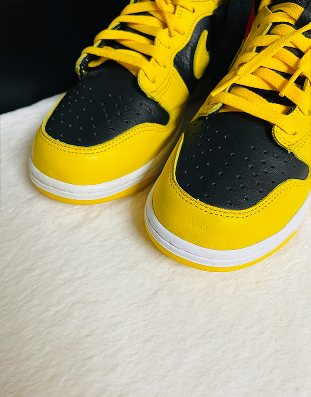 Nike Dunk High SP “Varsity Maize” CZ8149-002