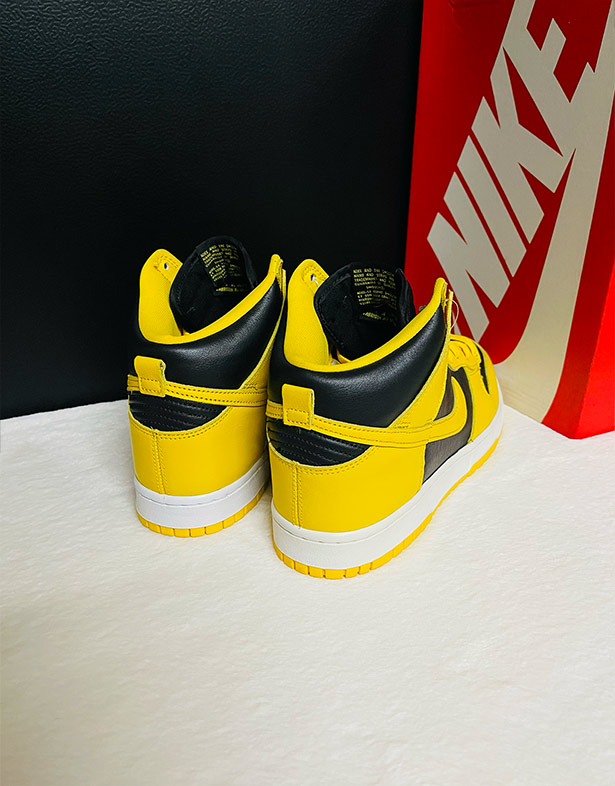 Nike Dunk High SP “Varsity Maize” CZ8149-002