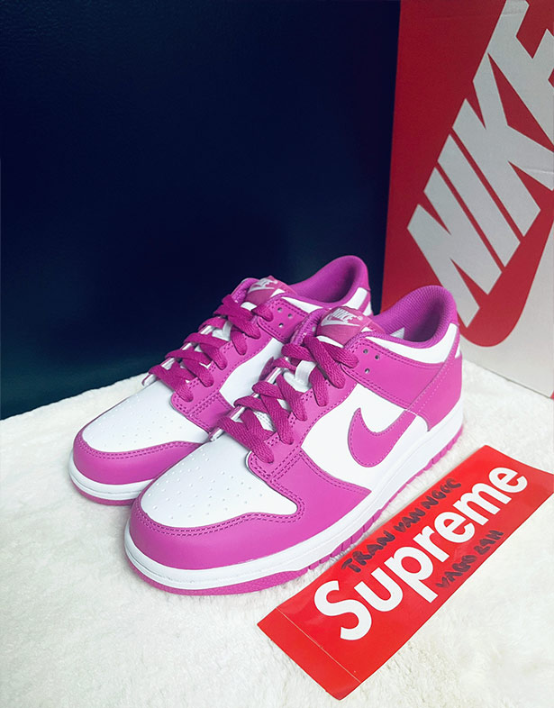 Nike Dunk Low GS “Active Fuchsia” FJ0704-100