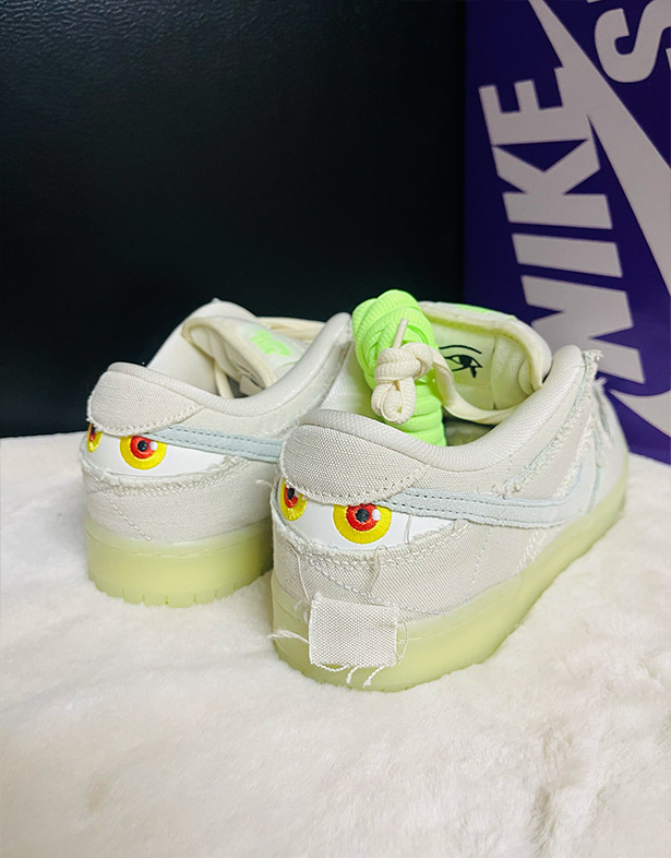 Nike Dunk Low SB “Mummy” DM0774-111