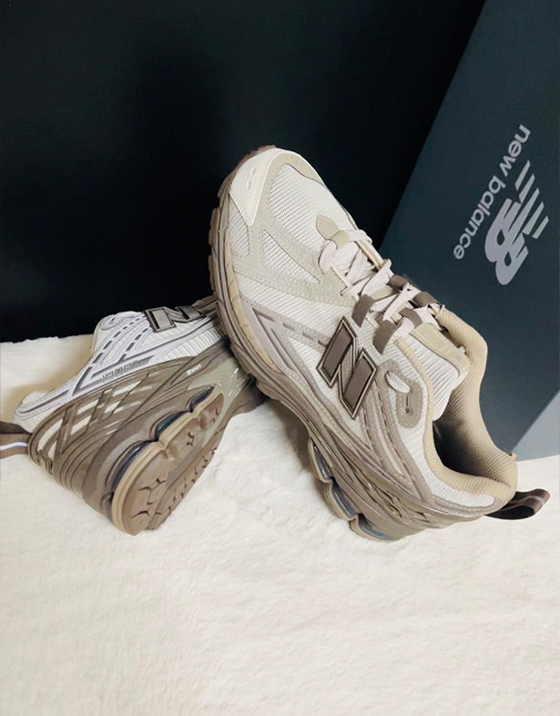 New Balance 1906R “Mocha” M1906RHD