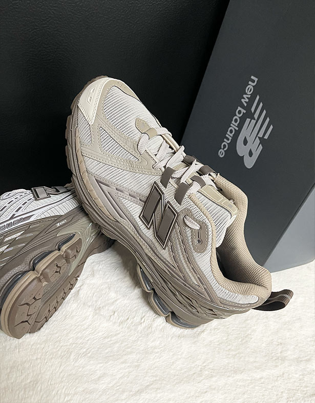 New Balance 1906R “Mocha” M1906RHD