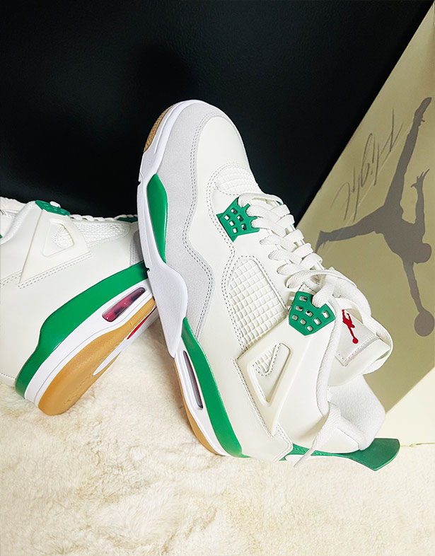 Nike Air Jordan 4 Retro SB “Pine Green” DR5415-103