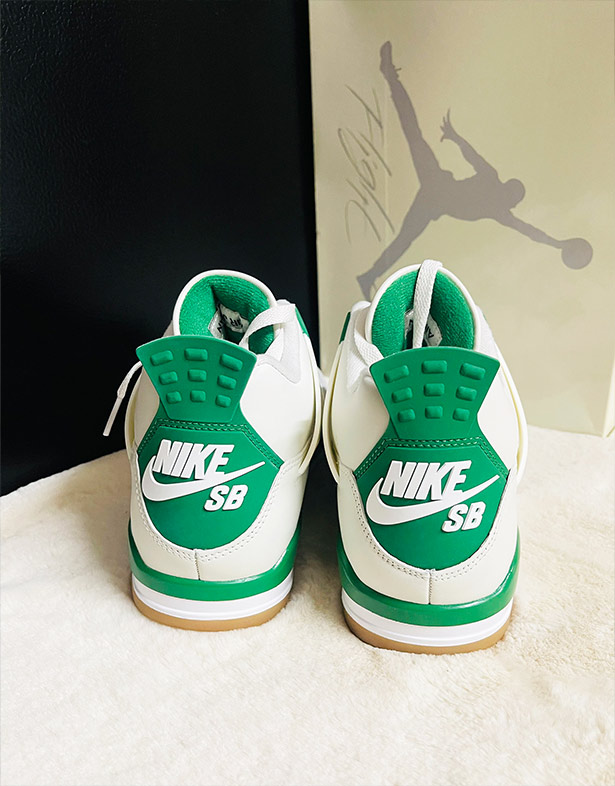 Nike Air Jordan 4 Retro SB “Pine Green” DR5415-103