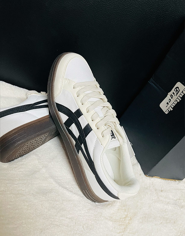 Onitsuka Tiger Advanti “Cream White” 1183B799-101