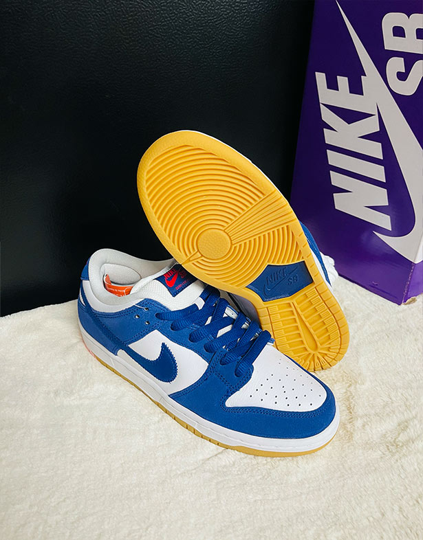 Nike SB Dunk Low Premium “Deep Royal Blue” DO9395-400