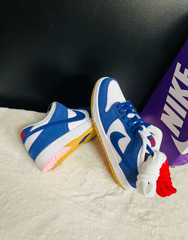 Nike SB Dunk Low Premium “Deep Royal Blue” DO9395-400