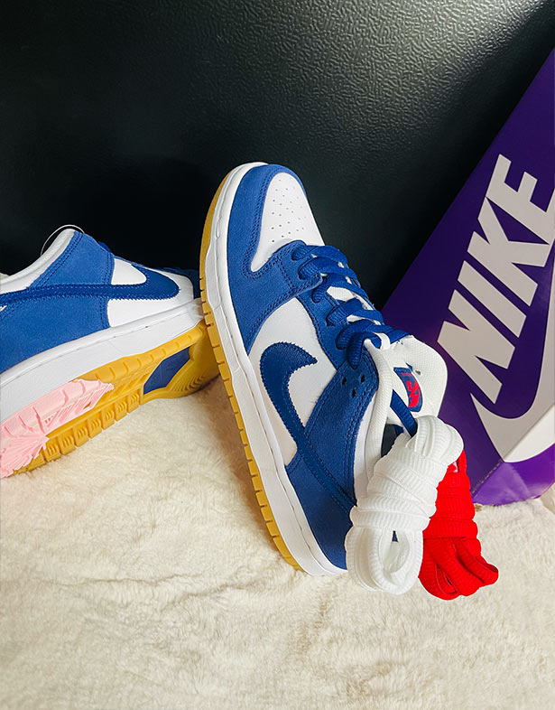 Nike SB Dunk Low Premium “Deep Royal Blue” DO9395-400