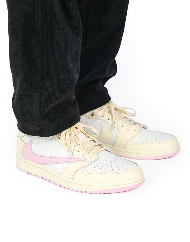 Travis-Scott x Air Jordan 1 Low OG Tropical Shy Pink