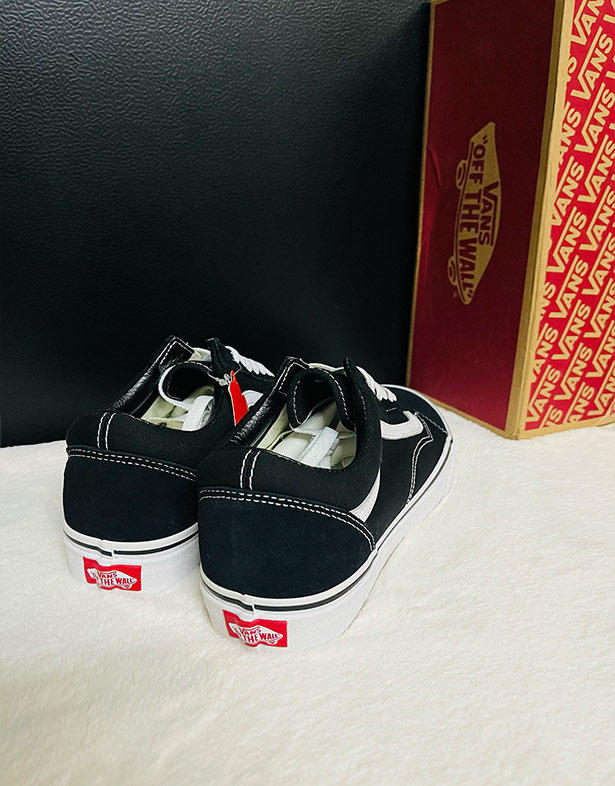 Vans Old Skool Classic “Black White” VN000D3HY28