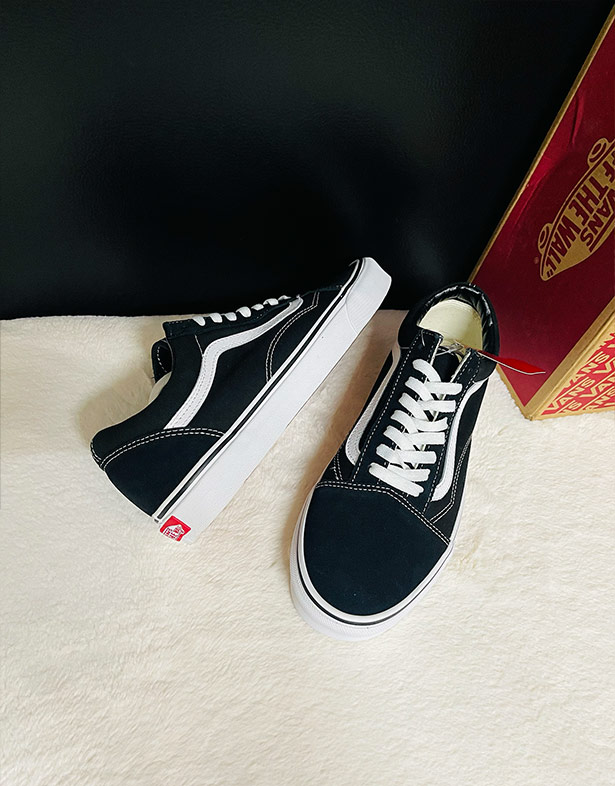 Vans Old Skool Classic “Black White” VN000D3HY28