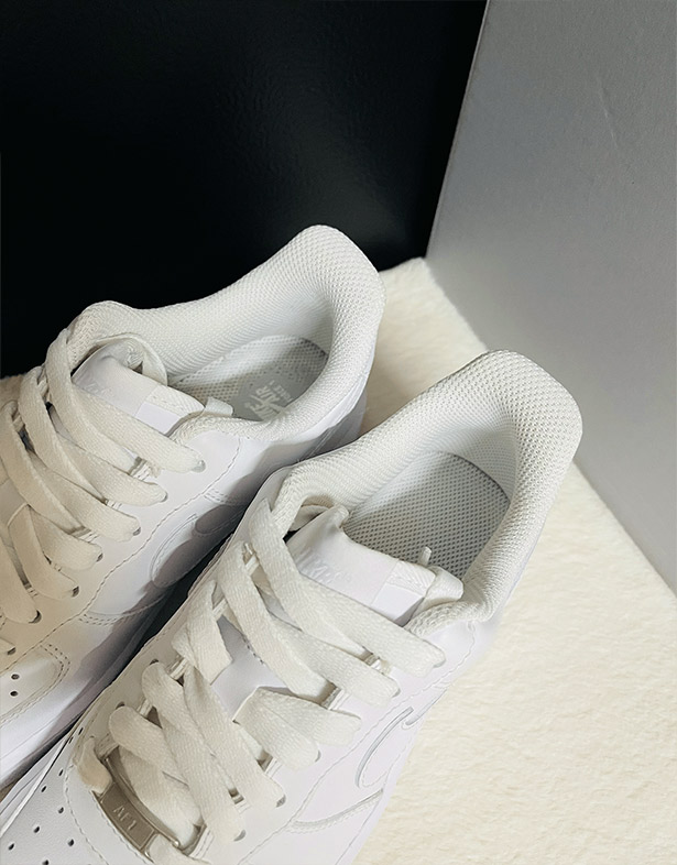 Nike Air Force 1 Low ‘07 “Triple White” (w) DD8959-100