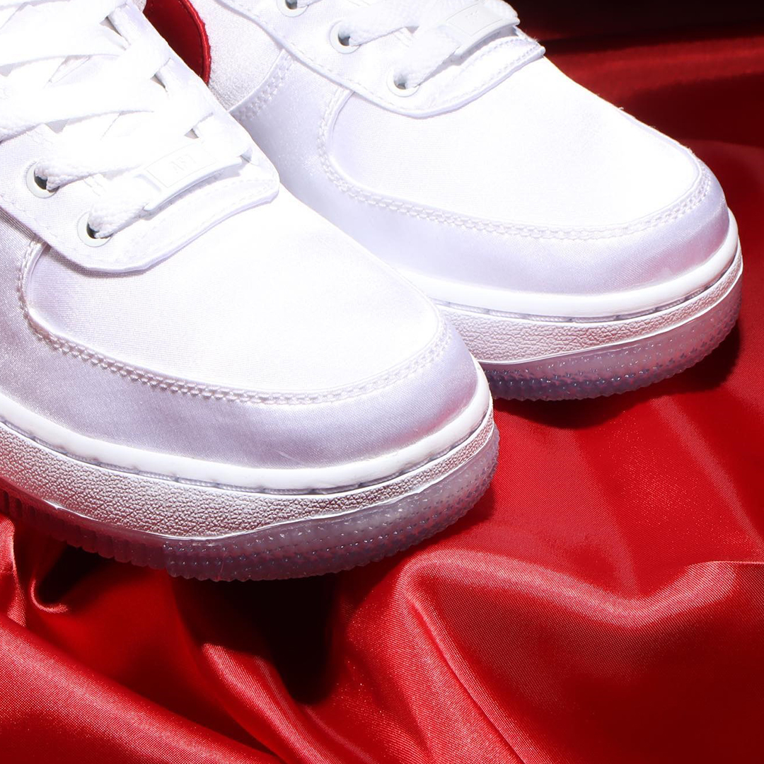 Nike WMNS Air Force 1 Low Satin White Red DX6541-100