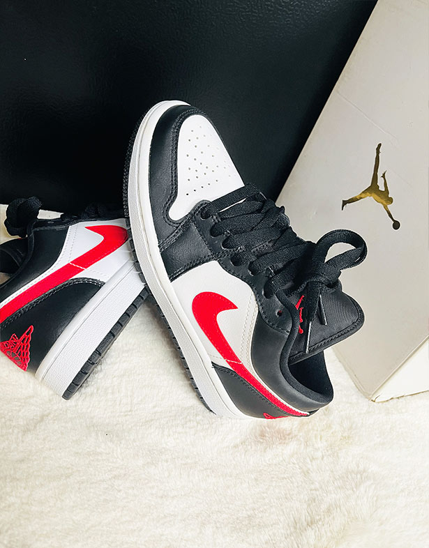 Nike Air Jordan 1 Low “Siren Red” (w) DC0774-004