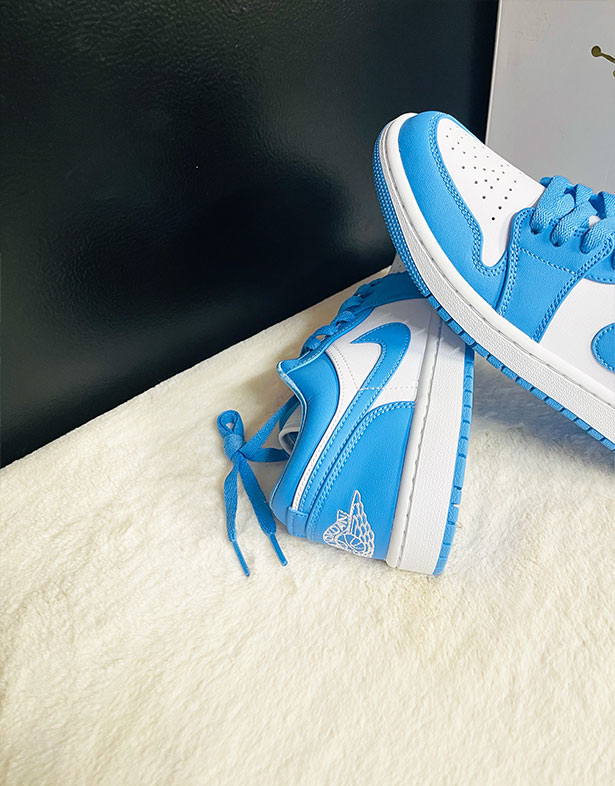 Nike Air Jordan 1 Low “White UNC” (w) AO9944-441