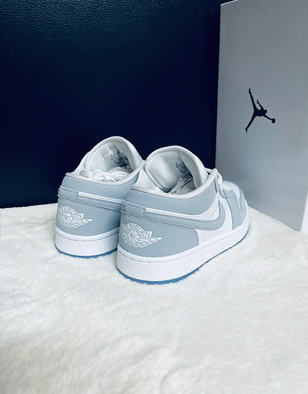 Nike Air Jordan 1 Low “White Wolf Grey” (w) DC0774-105