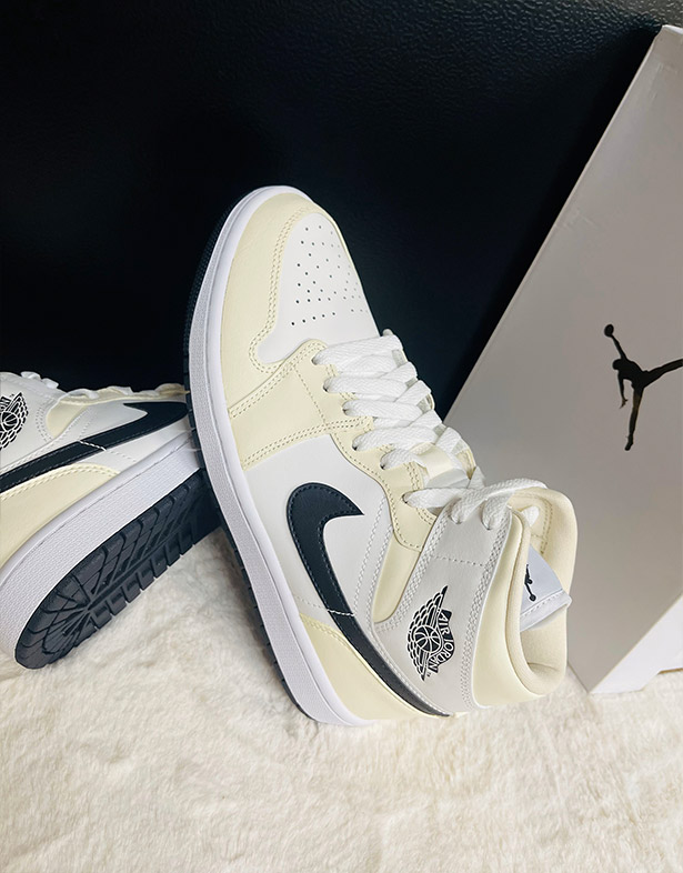 Nike Air Jordan 1 Mid “Coconut Milk” (w) BQ6472-121