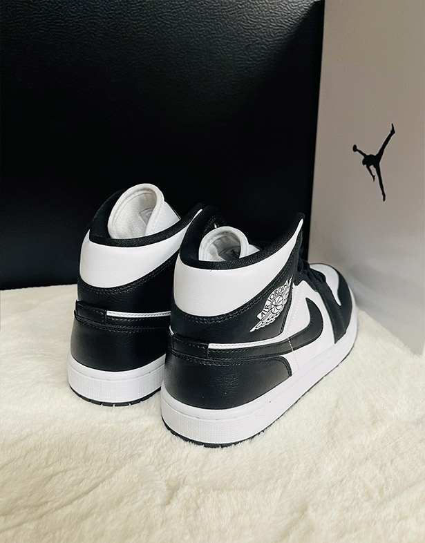 Nike Air Jordan 1 Mid “Panda” (w) DV0991-101