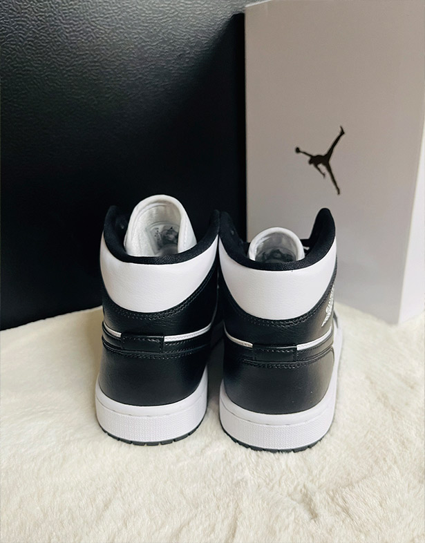 Nike Air Jordan 1 Mid “Panda” (w) DV0991-101