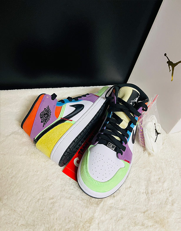 Nike Air Jordan 1 Mid SE “Lightbulb” (w) CW1140-100