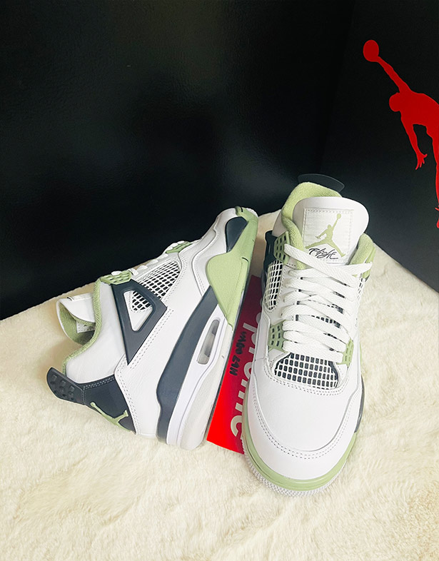 Nike Air Jordan 4 Retro “Seafoam” (w) AQ9129-103