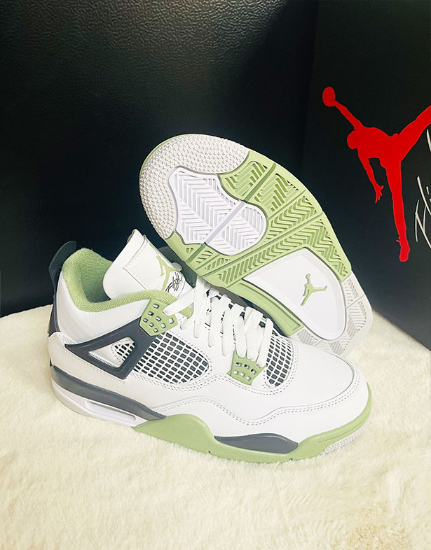 Nike Air Jordan 4 Retro “Seafoam” (w) AQ9129-103