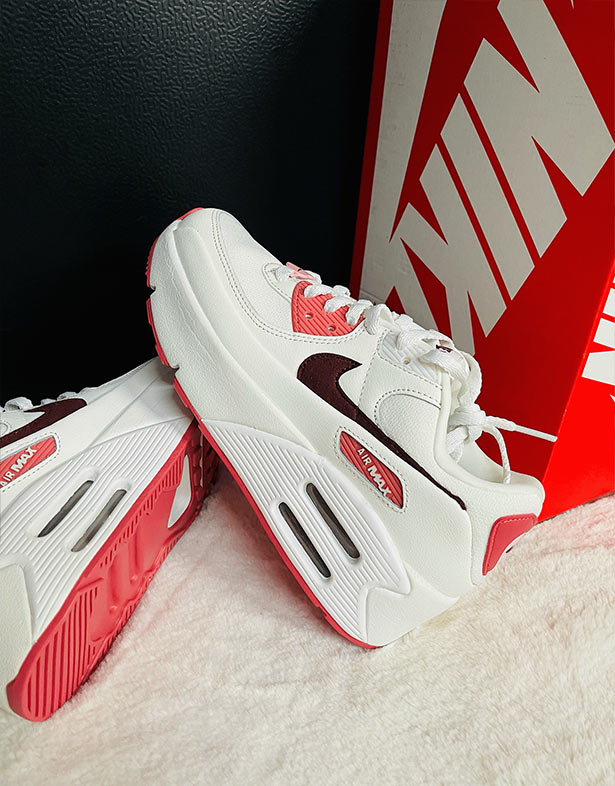 Nike Air Max 90 LV8 SE “Valentine’s Day 2024” (w) FZ5164-133