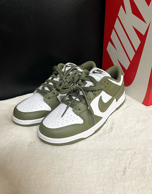 Nike Dunk Low “Medium Olive” (w) DD1503-120